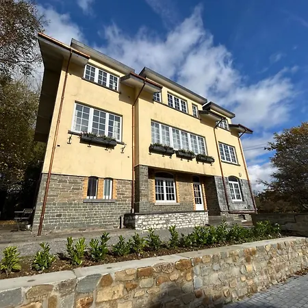 Dolce Pool And Wellness Semesterbostad *